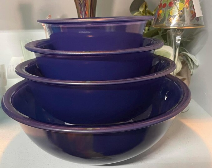 Pyrex Vintage Cobalt Blue Mixing Bowl Set of 4 – MCM Kitchen Collectible