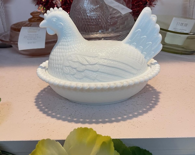 Indiana Glass White Hen on Nest Slotted Beads Milk Glass Dish