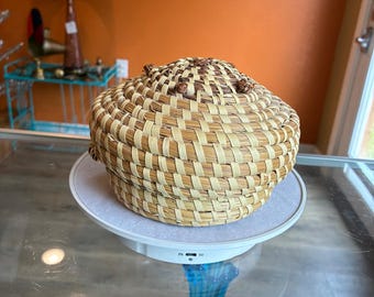 Hand Woven Sweetgrass Lidded Basket Gullah Geechee Art