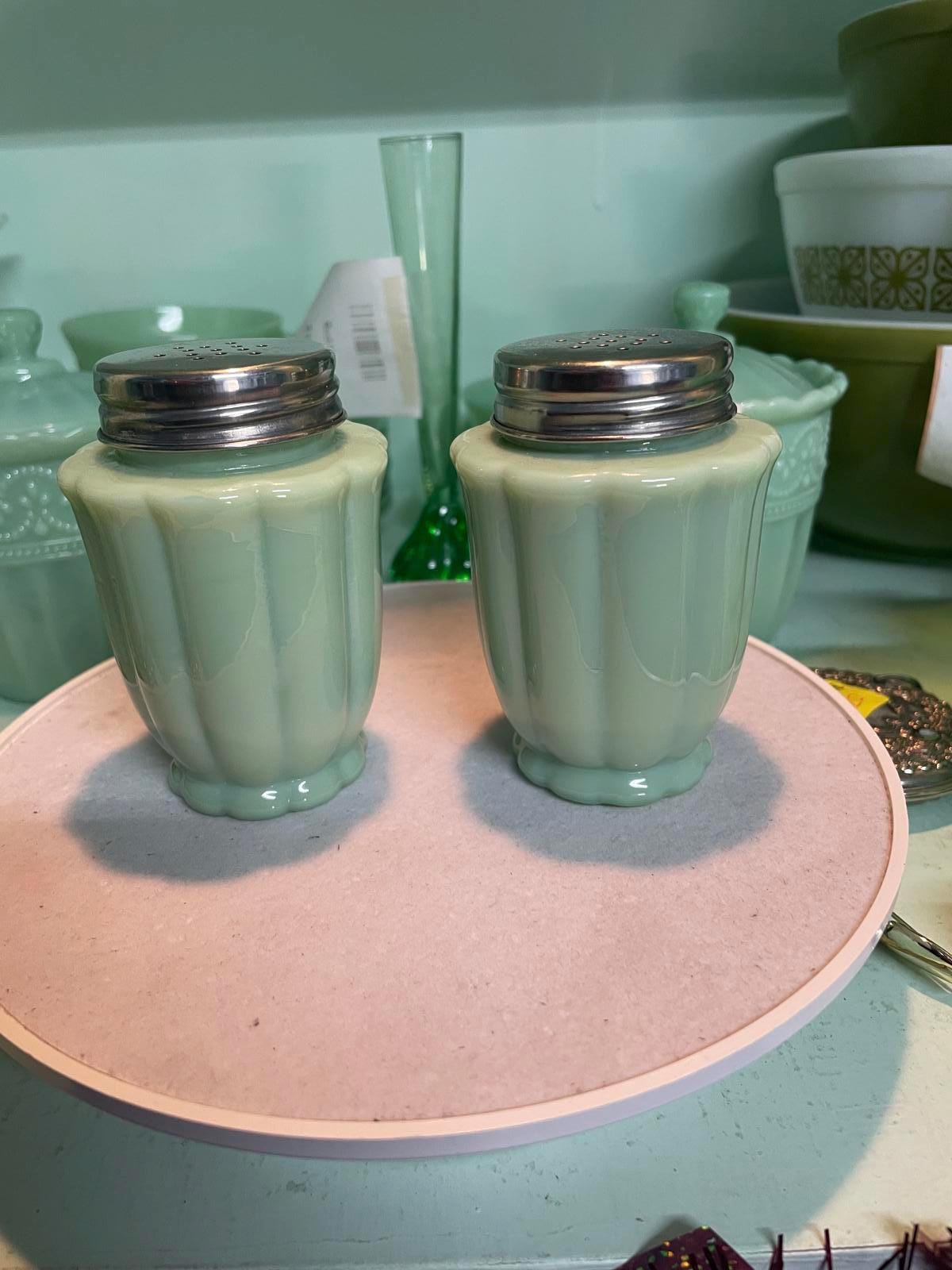 Pioneer Woman Jadeite Salt & Pepper Shakers – Timeless Beauty