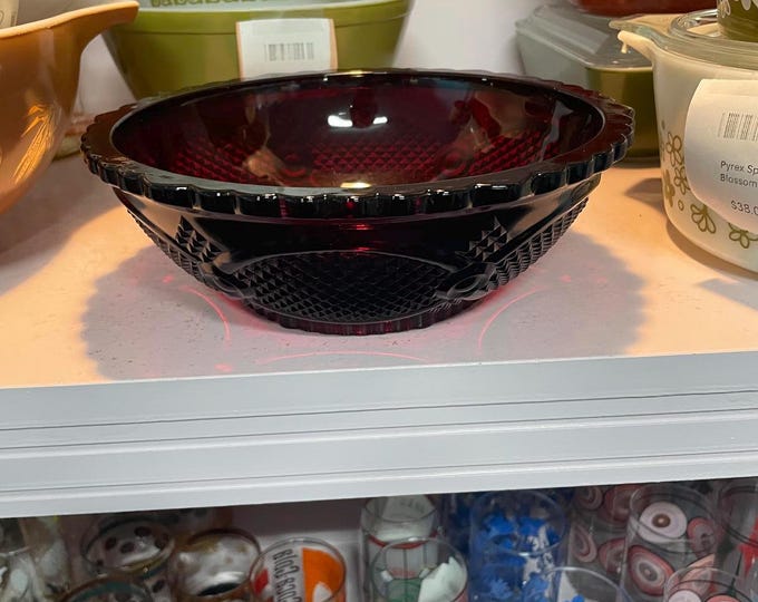 Avon Vintage Amethyst Cape Cod bowl