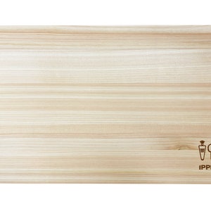Hinoki Cutting Board, Resistant to Grooves and Stains, Made in Japan