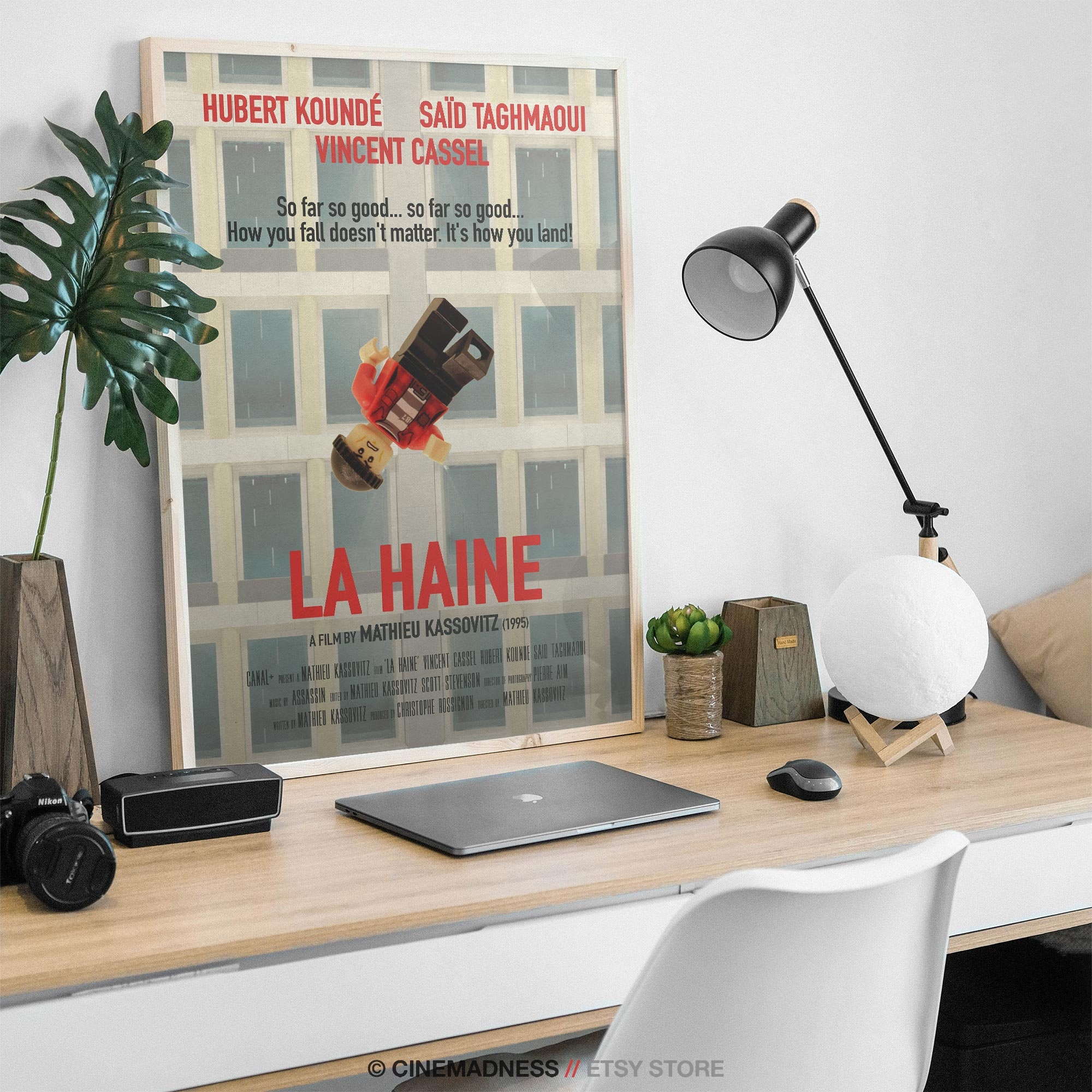 la-haine-by-mathieu-kassovitz-with-vincent-cassel-1995-minimalist