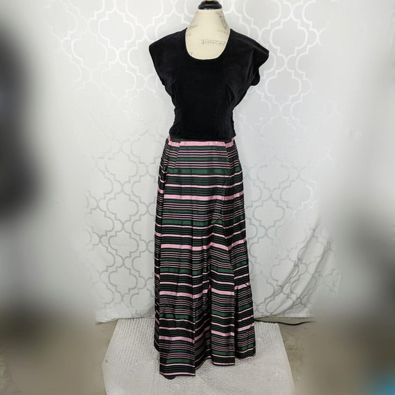Vintage Carolyn Schnurer 2 Piece Outfit Sz XS Velv