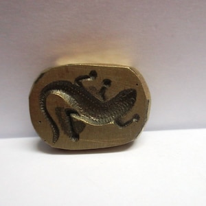 Reptile design Vintage Indian Brass Bronze Jewelry Making tool Mould Stamp Dye Wax Seal vintage traditional imprint ethnic Pattern