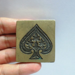 Mughal Design Ethnic TRADITIONAL PENDANT PATTERN Vintage Indian Brass Bronze Jewelry Making too Mould Stamp Dye Wax Seal traditional imprint