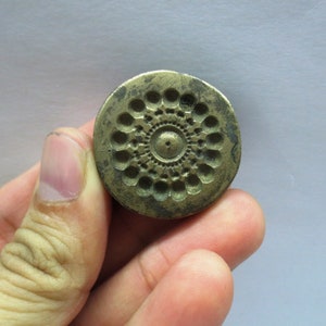 Antique Indian Brass Bronze Jewelry Making tool ethnic Mould Stamp Dye Wax Seal traditional round ETHNIC FOLK DESIGN pendant pattern
