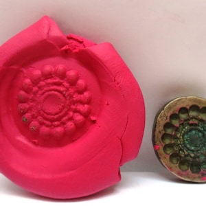 Antique Indian Brass Bronze Jewelry Making tool ethnic Mould Stamp Dye Wax Seal Ethnic round pendant design