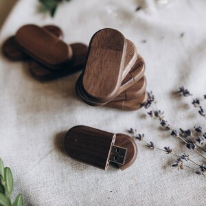 Wood USB 3.0 engraved usb stick Wooden Wedding USB 3.0 image 2