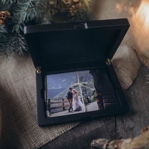Houten fotodoos voor 4x6 foto's, trouwfotodoos met gepersonaliseerde doos voor afdrukken van 15x10 cm.