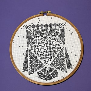 Owl - Modern blackwork embroidery - instant pdf pattern download