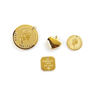 High-quality 2pcs 18K Gold Plated Stainless Steel Queen Pendant Charms,Coin Pendant,Heart Pendant Charms Wholesale