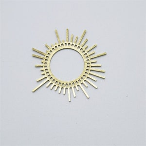 Sunflower Raw Brass Pendants Charms, Brass Earring Connector, Sun Earring Pendant, Earring Finding Jewelry Accessories Wholesale