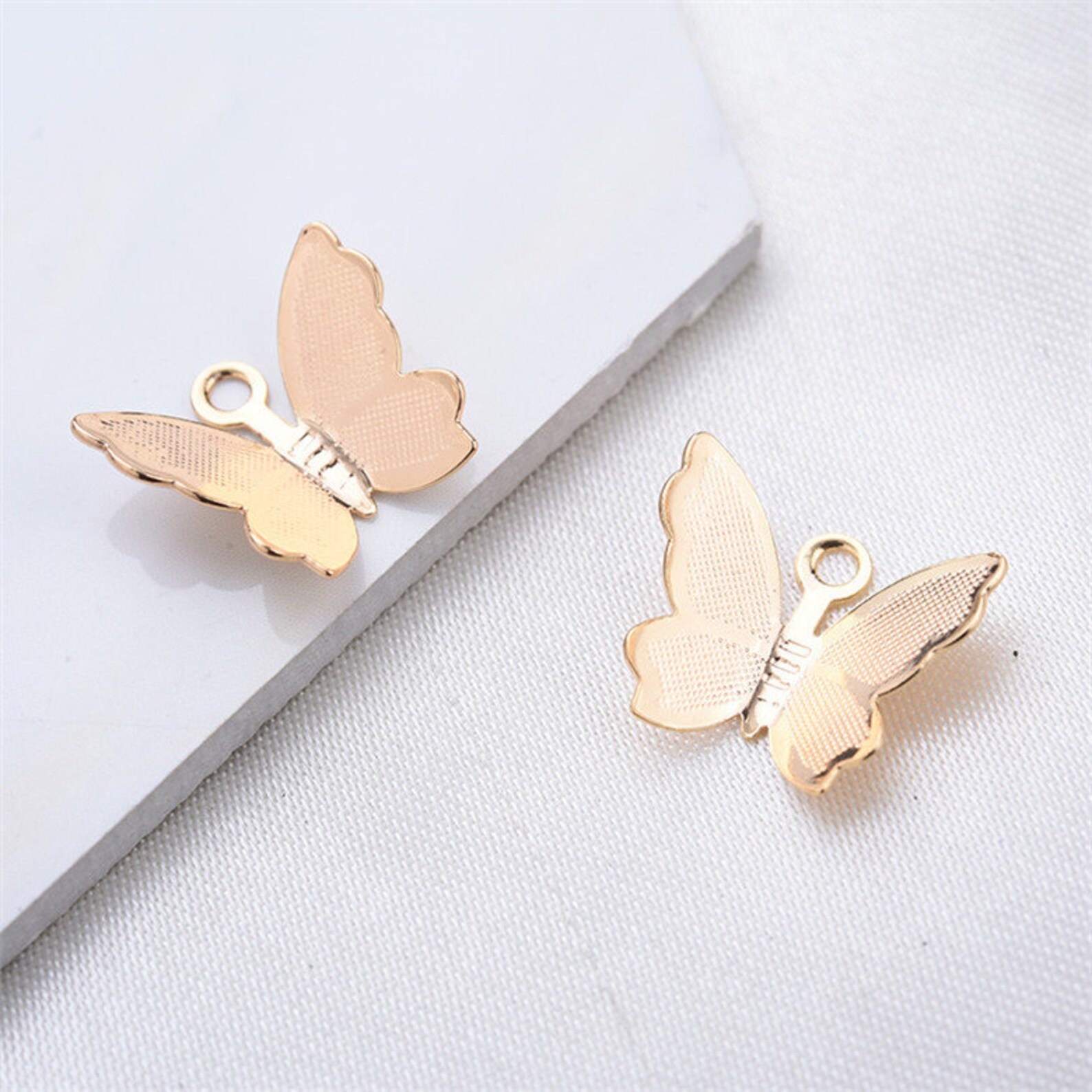 Real gold butterfly pendant Clearance