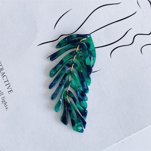 4Pcs Leaf Charm Pendant, Tortoise Leaf Acetate Celluloid Charms, Acrylic Leaf Pendant Charms, Plastic Leaf Charms DIY Jewelry Making