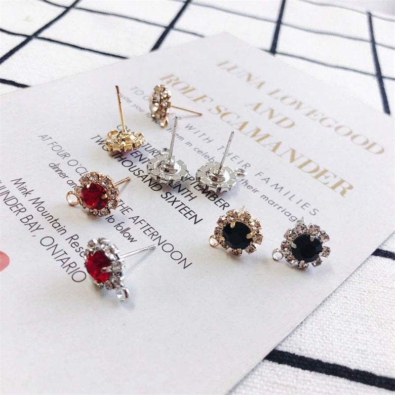 Boucles D'oreilles Puces Strass Rouge 2,5 Mm - Fantaisie - Neuf Sans Emballage