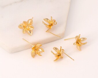 10st Blumen-Ohrring-Bolzen, 18K überzogene Blumen-Ohrring-Post mit Schleife, real vergoldeter Messingohrring-Schmucksachen, die Großverkauf