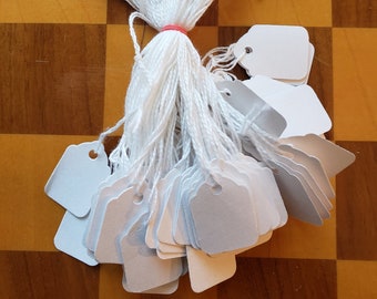 Lot 1000 WHITE SCALLOP STRUNG Merchandise Tags #3 Price Tag 7//8/" X 1-5//16/" TAG