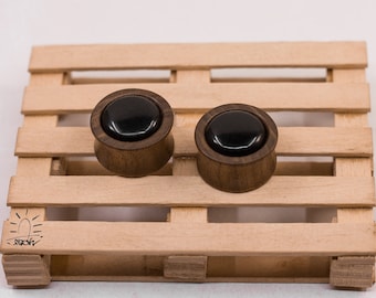 Brazil Nut Wood Ear Plugs with Ebonite: Organic Gauges