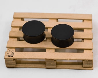 Black Double Flared Ear Plugs: Organic Gauges
