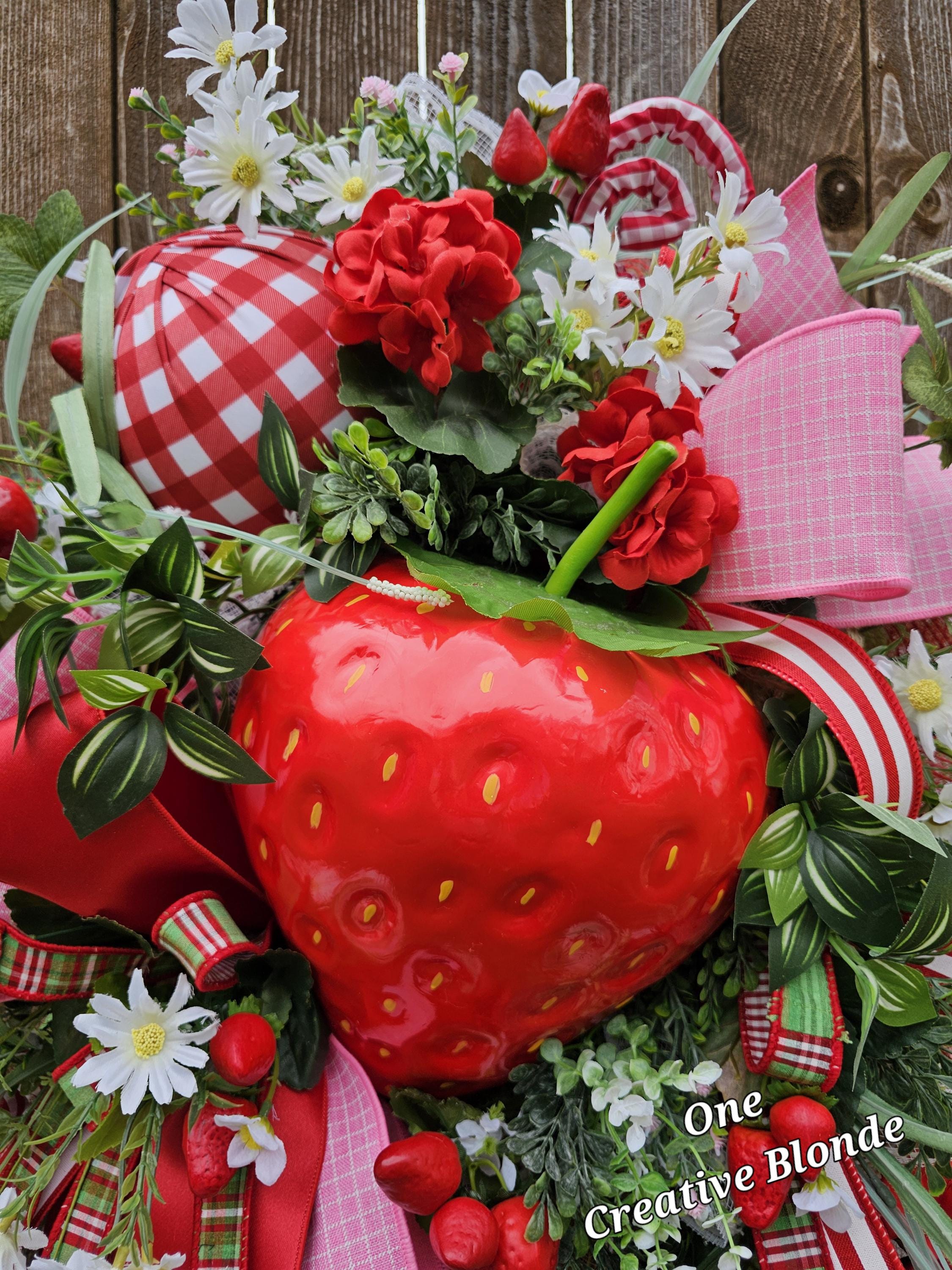 Strawberry Summer Wreath: Jumbo Plastic Strawberry, Floral Decor - Etsy