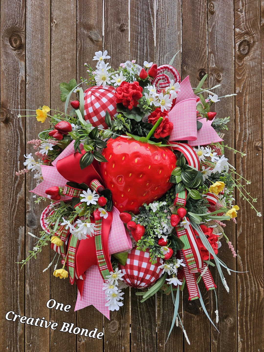 Strawberry Summer Wreath: Jumbo Plastic Strawberry, Floral Decor - Etsy