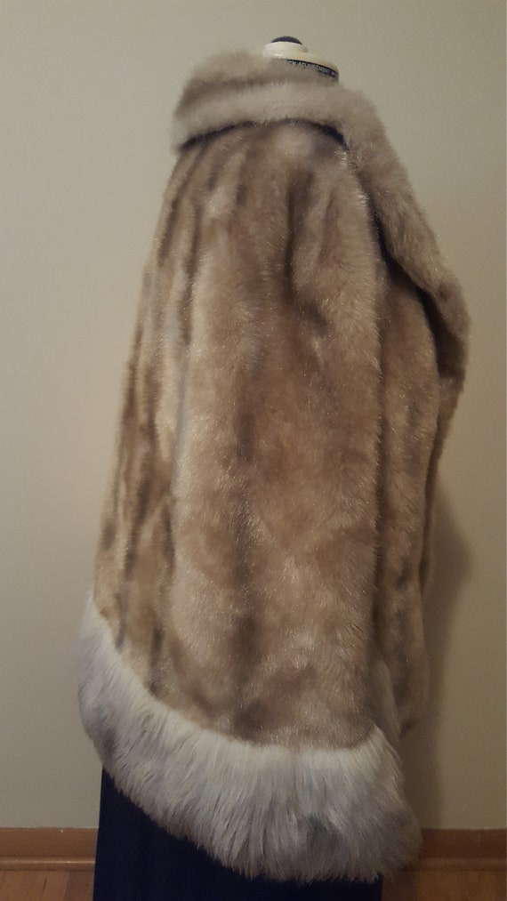 Sears Beautiful Faux Fur, Cape Glenoit - image 2