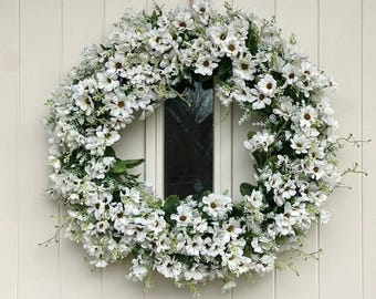 wild daisy wreath