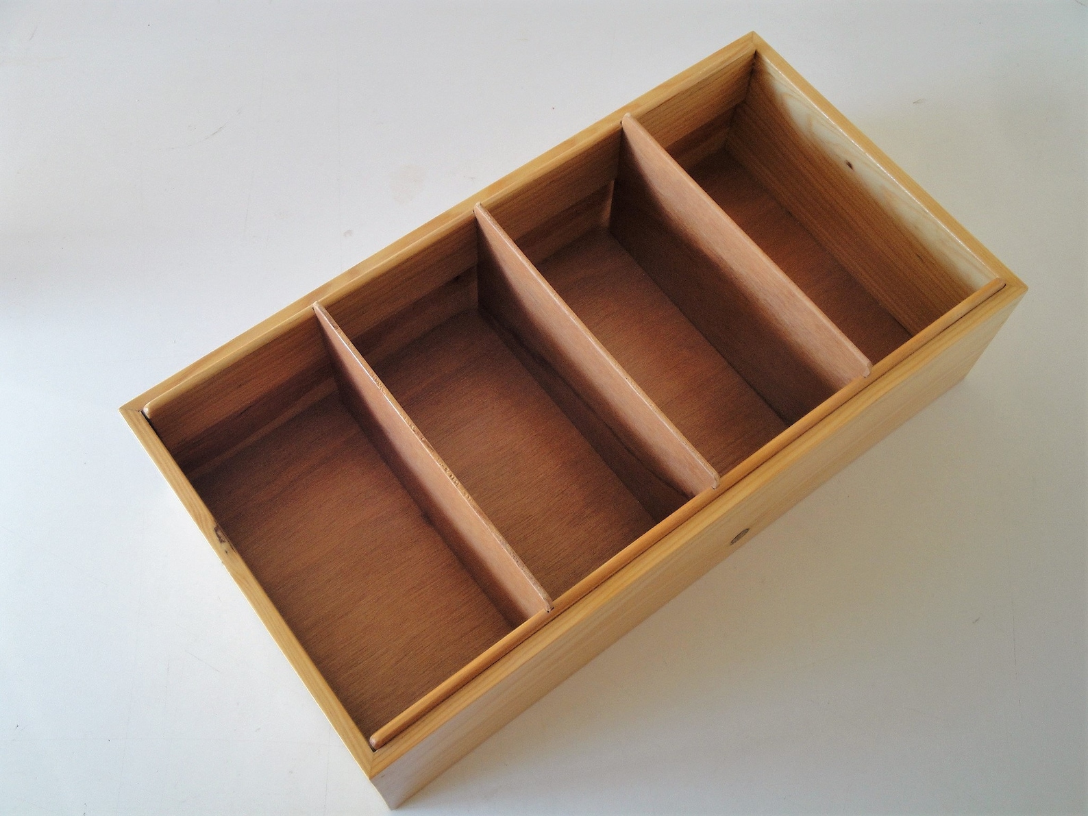 1 de 2 Caja de madera vintage con divisiones extraíblesWooden Etsy