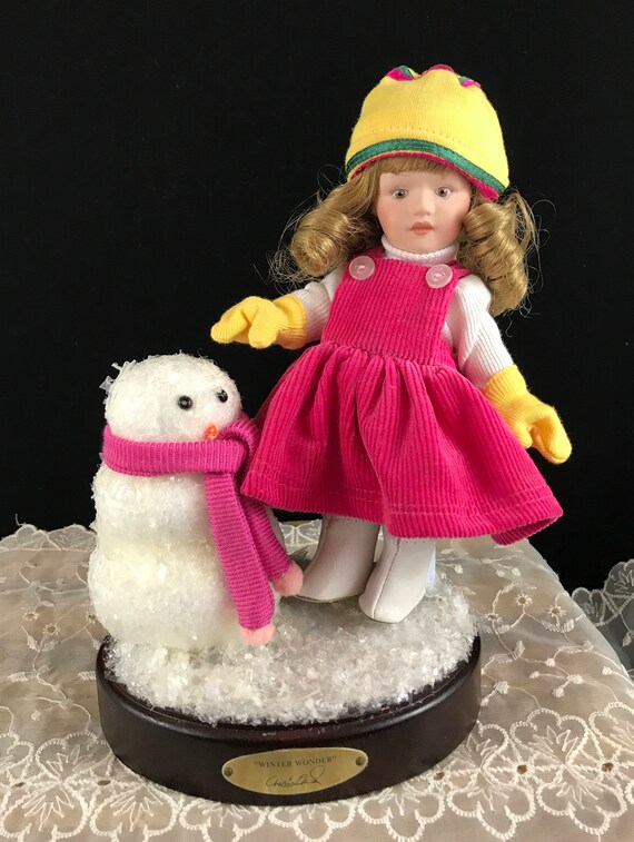 Marie Osmond 4 Seasons Small Wonders Winter Wonder Porcelain Doll