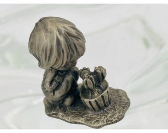 フィギュア（Hallmarkのfine pewter） Vintage Hallmark Little Gallery Fine Pewter Figurine - “sunshine