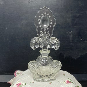 Lovely Art Deco Clear Pressed Glass Perfume Bottle - Ornate Fleur de lis Vanity Decor