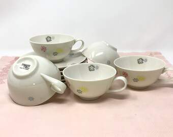 Syracuse Carousel Floral Design Flat Cups and Saucers - Set of 5