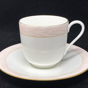 Set of 4 Mikasa Silk Moire Flat Cups and Saucers image 2