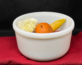 Unmarked White Milk Glass Large Mixing Bowl - MCM Standing Mixer 2 1/2 Quart Bowl