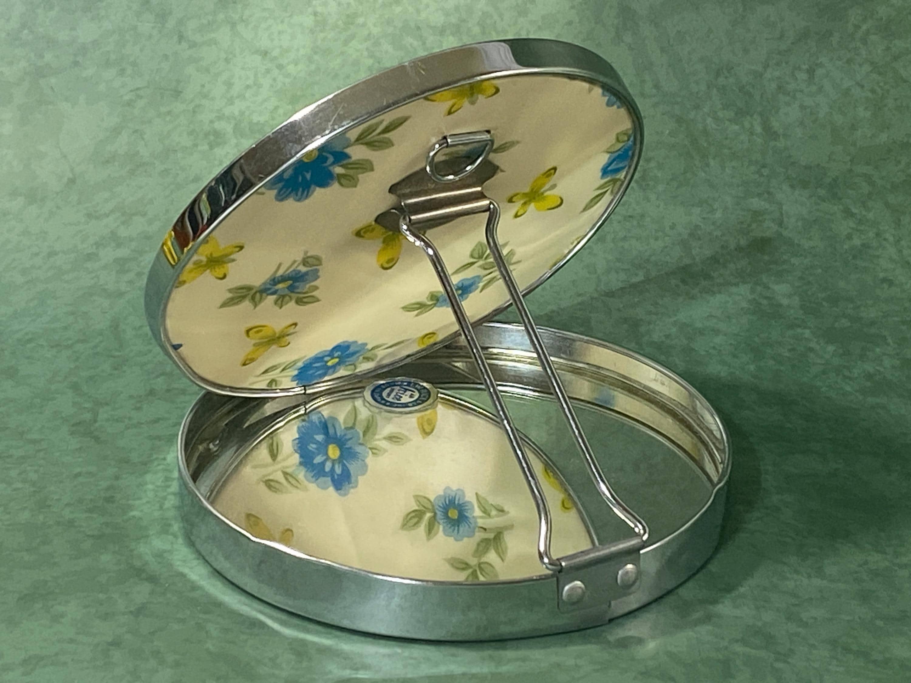 Japan Compact 60s - Etsy