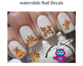 Decalcomanie per nail art con orsetti autunnali