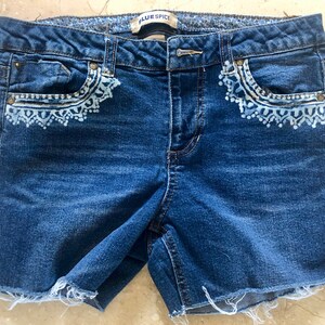 Geslizierte Jean Shorts Größe 9