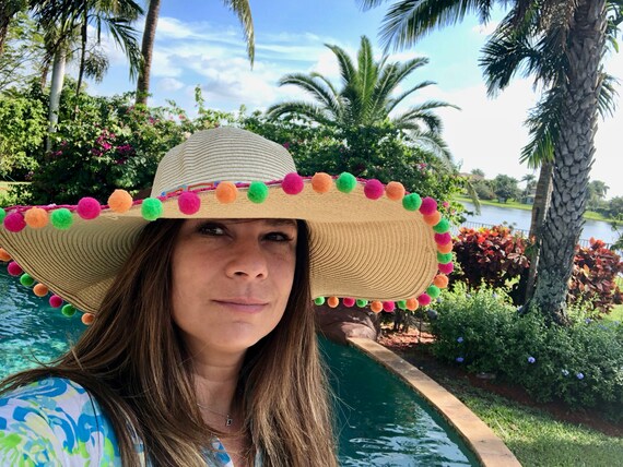 POM POM BEACH WOVEN SUN HAT SUPER CUTE BEACH HAT Tan Pom-Pom Straw Beach Sun Summer Floppy Hat Cap Size M/L  main image 2