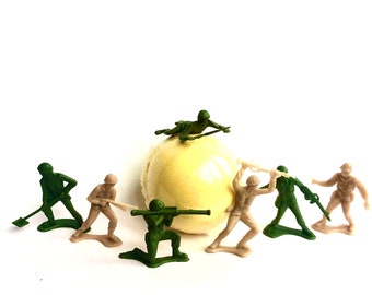 Toy Soldier Surprise Bath Bomb - Army Figures  Bath Bomb - Birthday Gift - Kids Party Favor