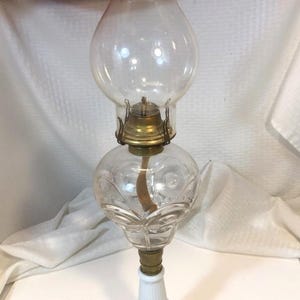 Antique Sandwich Glass Bulls Eye Pattern Baroque Base Oil Kerosene Lamp 1860-73