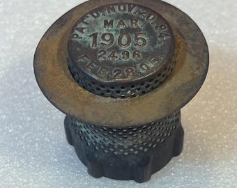 Antyczny mosiężny rozsiewacz płomienia do lampy naftowej z 1905 r.