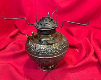 Antique Brass Bradley Hubbard Ornate Oil Lamp Converted Electric Electrified L53