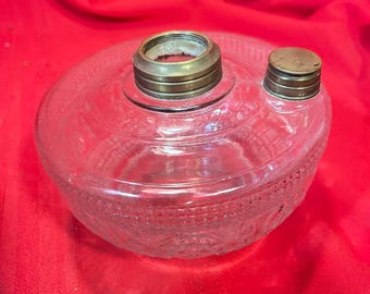 Antique Glass Font For Hanging Oil Lamp G7