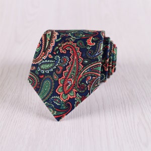 Groomsmen Tie, Wedding Necktie, Vintage Floral Tie, Paisley Necktie, Floral Print Neck Tie, Gift for Men, Man / Boy Tie./ NT-CO.40S