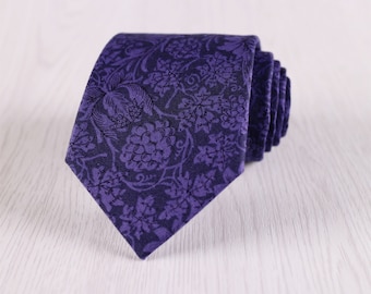Purple Floral Printed Tie with Gift Box, Vintage Flowers Printed 7.5 CM/3 IN Wide Cotton Necktie, Wedding Groomsmen Gift Necktie./ NT.402S