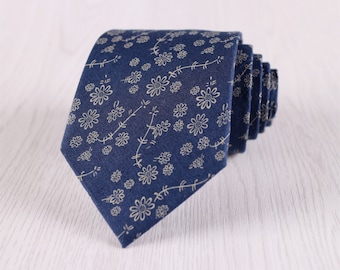 Dark Blue Floral Cotton Necktie, Vintage Flower Printed 7.5 CM/3 IN Wide Necktie, Wedding Groomsmen Necktie with Gift-Wrap./ NT.396S