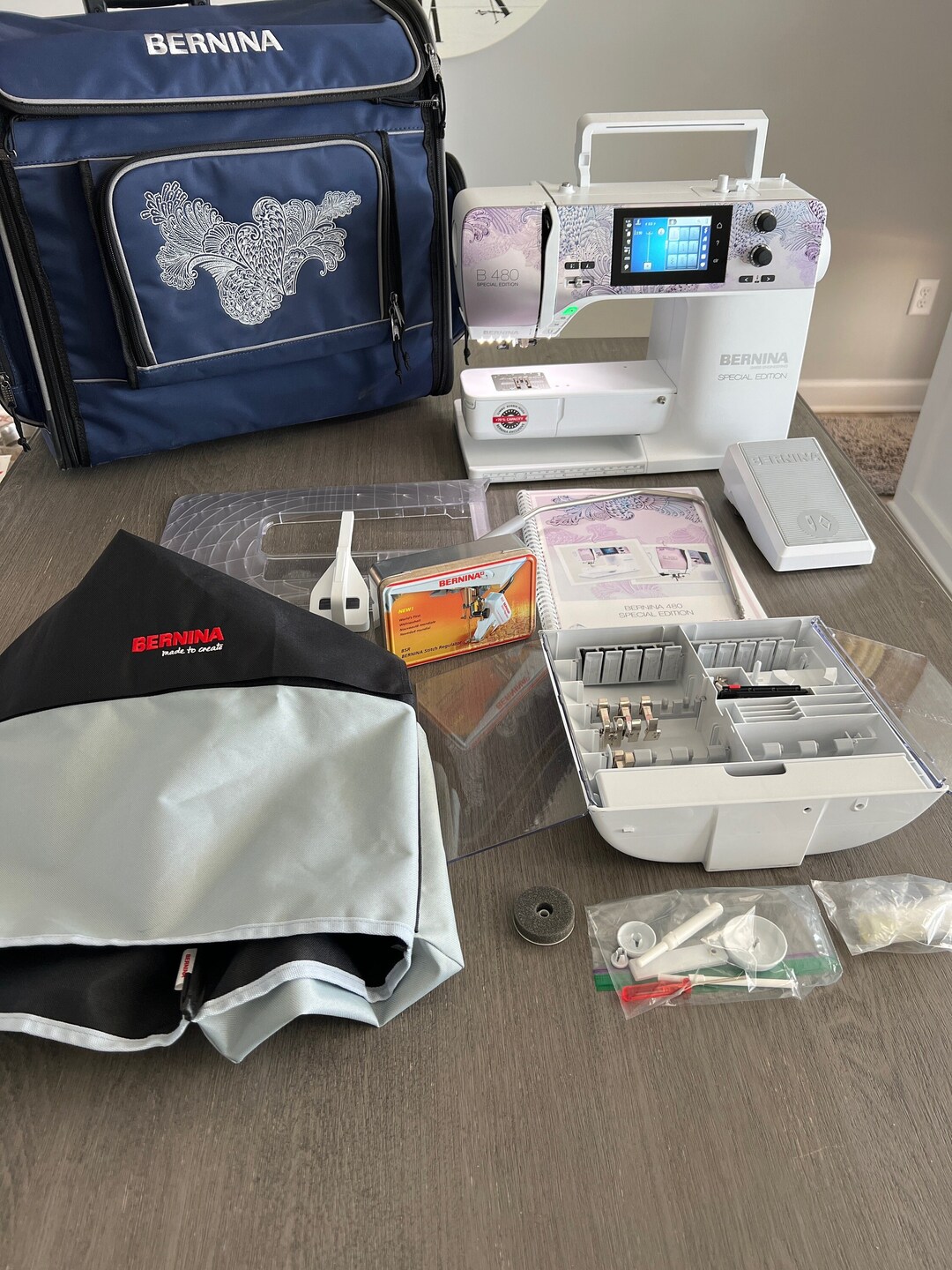 Bernina B 480 Special Edition Sewing and Quilting Machine With Bag and ...
