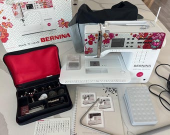 Bernina 350 SE Tula Pink Special Edition Sewing Machine with Original Box
