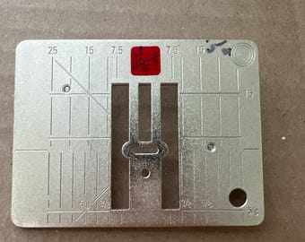 Bernina B 820 830 880 5.5mm Stitch Needle Plate